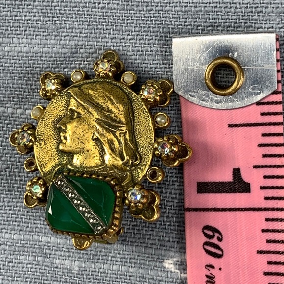 Arthur Pepper SINGLE clip-on earring - Picture 4 of 7